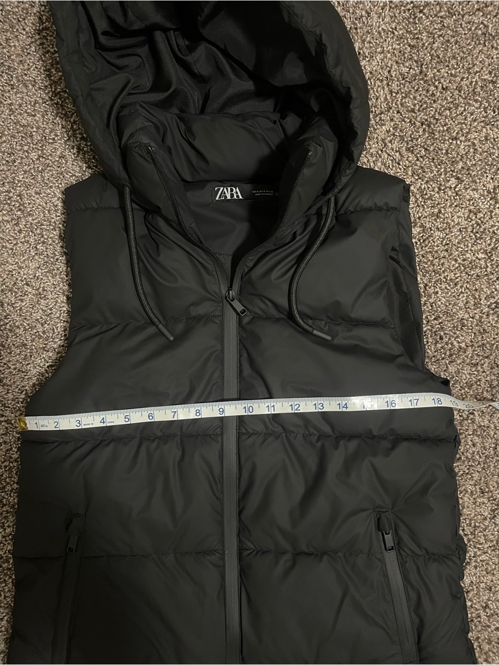 Zara hooded long puffer vest - Picture 3 of 8